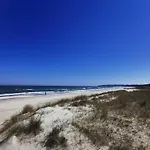 Reetdach Ferienhaeuser אלט רדביץ