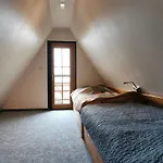 Reetdach Ferienhaeuser אלט רדביץ