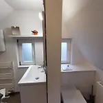 בית נופש Reetdach Ferienhaeuser אלט רדביץ