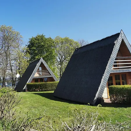 別荘 Reetdach Ferienhaeuser *