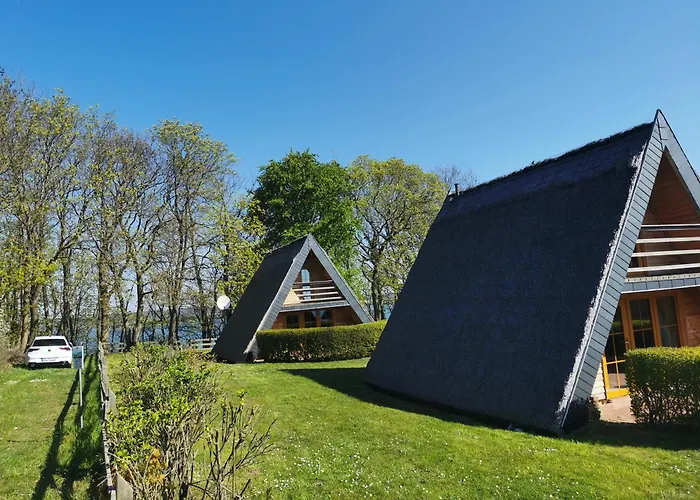 Reetdach Ferienhaeuser *