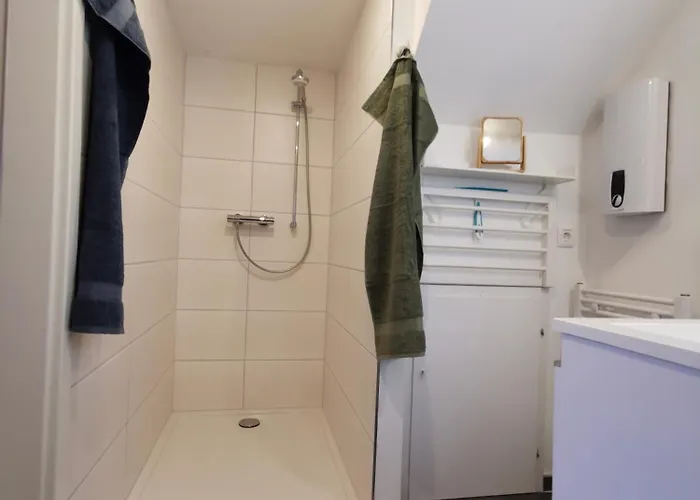 Casa de Férias Reetdach Ferienhaeuser Alt Reddevitz